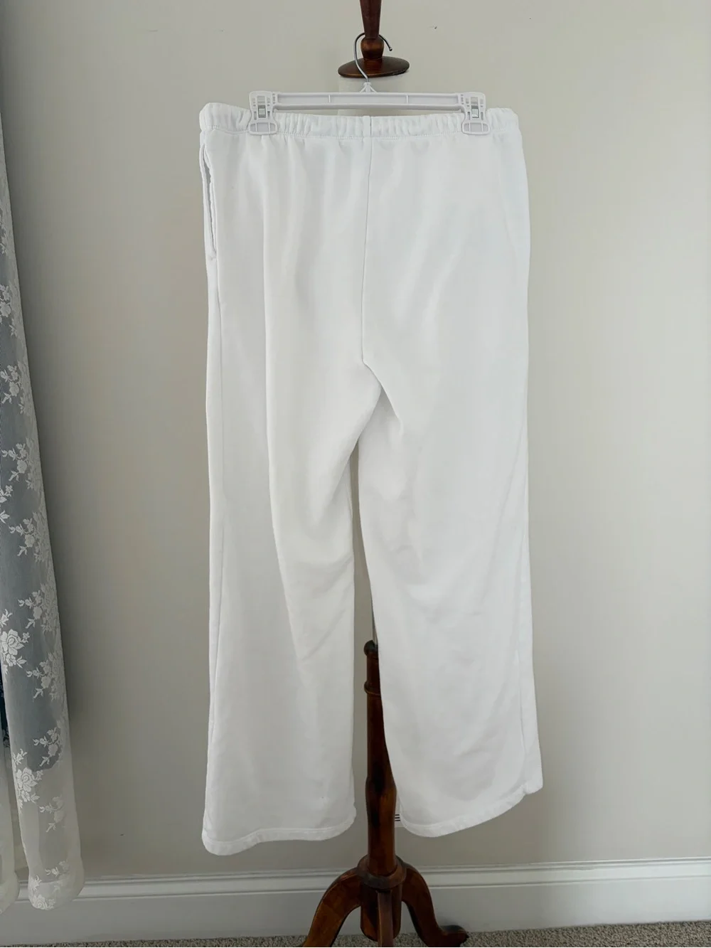 H&M Divided Sweatpants - Picture 3 of 4